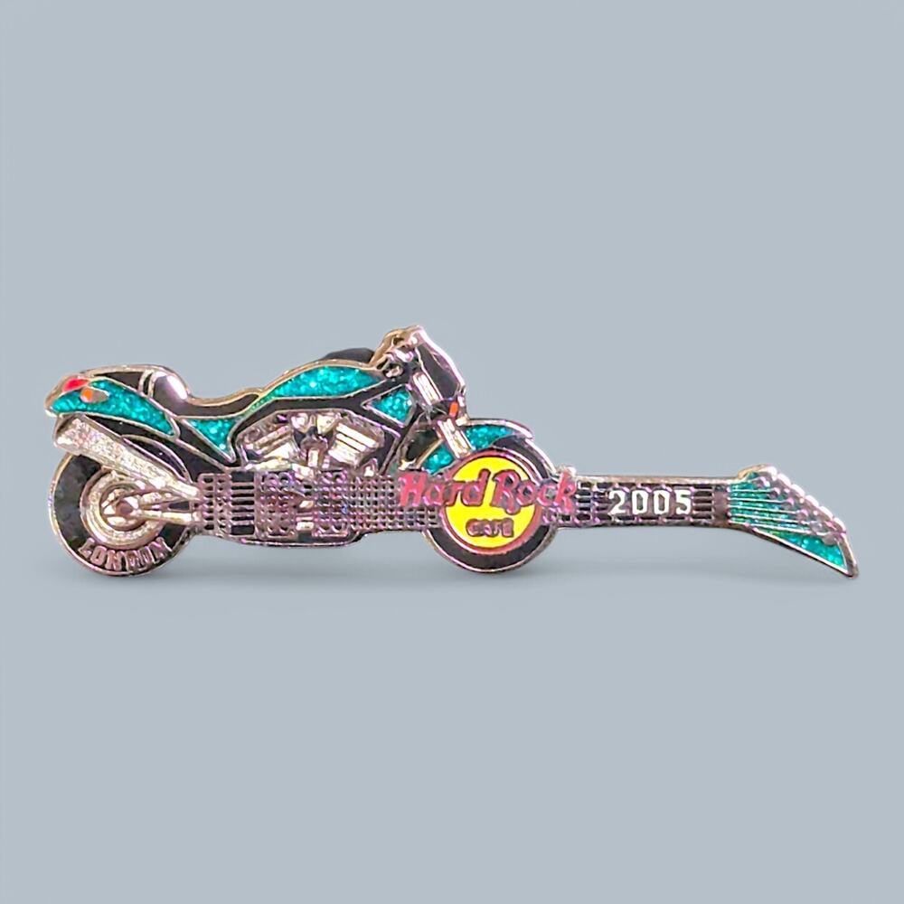 Hard Rock Pin 2005 London Guitarley Green Motorcycle Guitar
